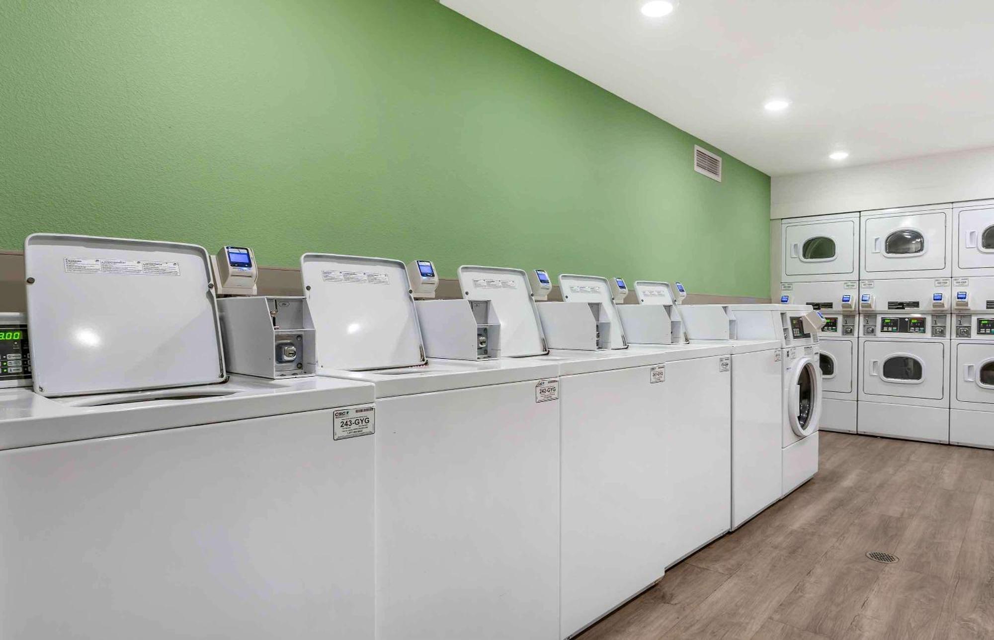 Fairview Extended Stay America Suites - Portland - East מראה חיצוני תמונה